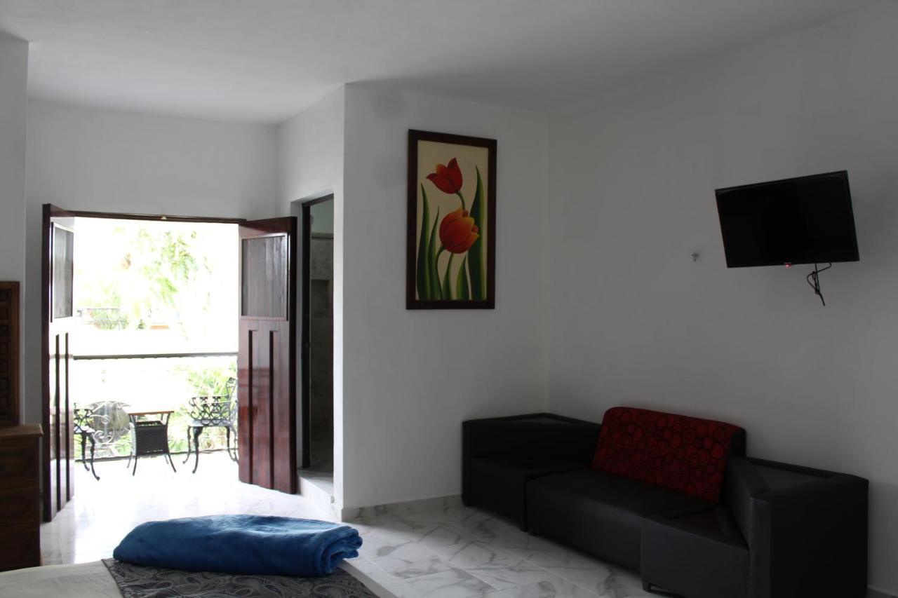 Hotel Casona Margot Βαγιαδολίδ Εξωτερικό φωτογραφία